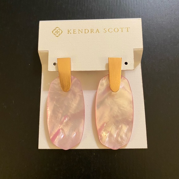 Kendra Scott Aragon Blush Mother of Pearl Earrings - Picture 2 of 4